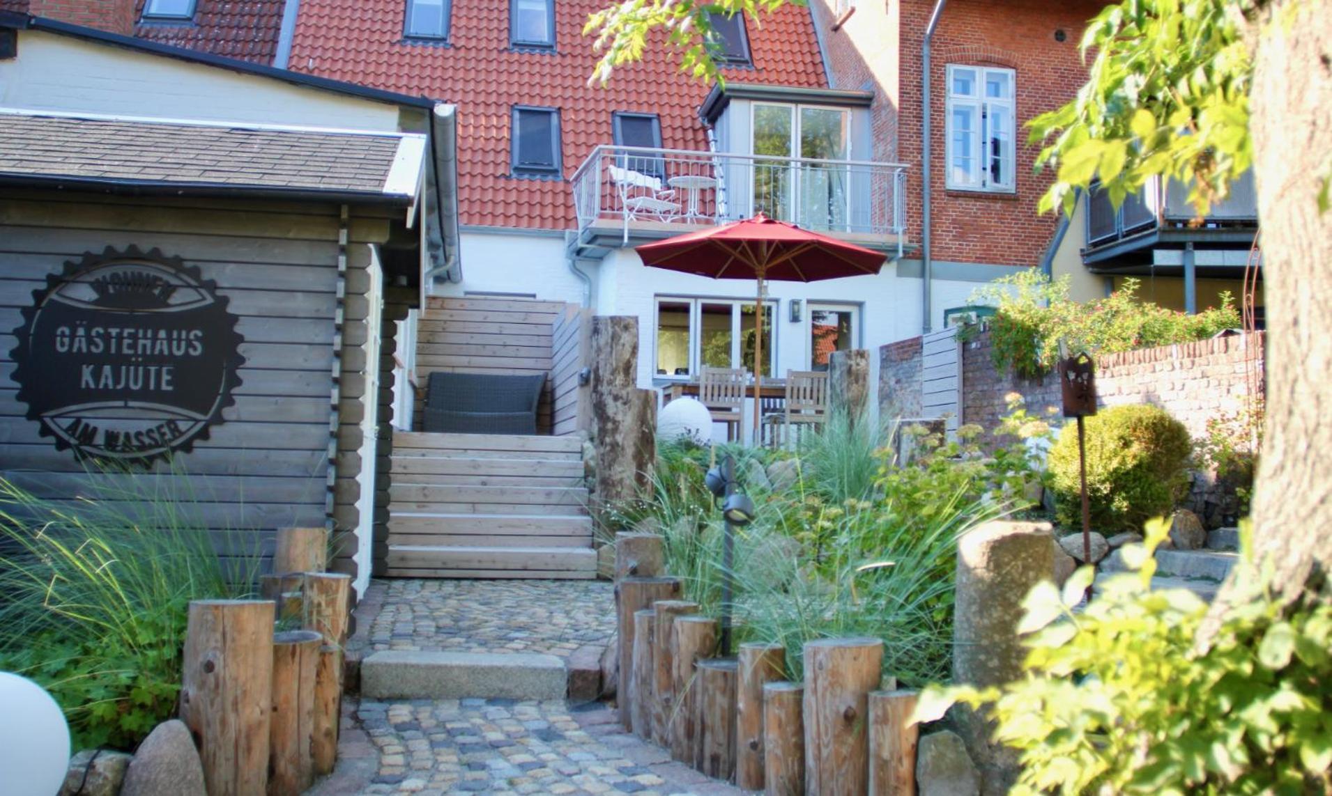Gästehaus Kajüte Friedrichstadt Exterior foto